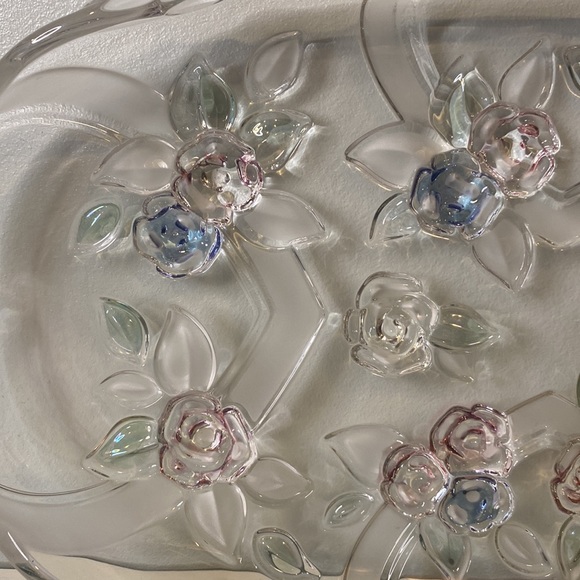 Vintage Studio Nova (Mikasa) Glass Crystal Serving
Platter Hearts&Pastel Flowers - Picture 3 of 9